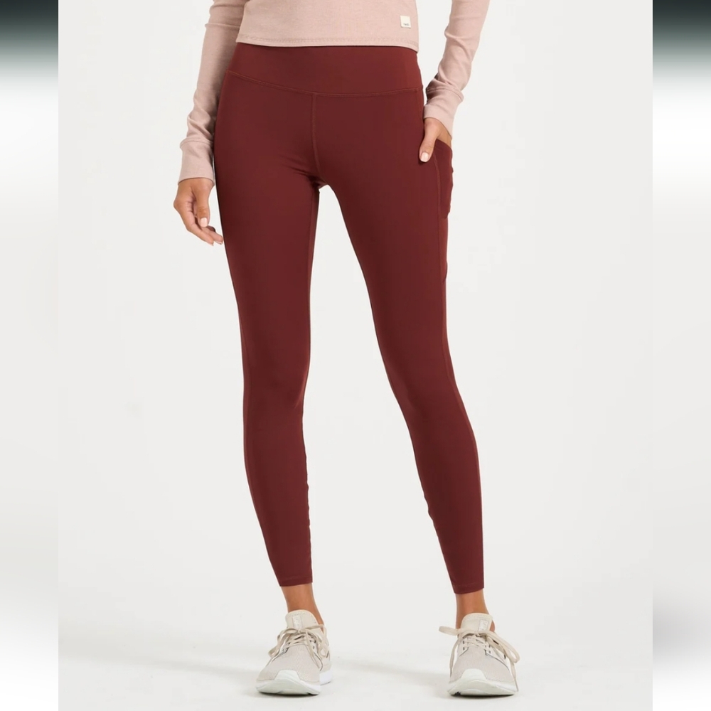 Vuori Stride Brick Red Performance Legging